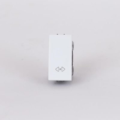 ΔΙΑΚΟΠΤΗΣ 1 MODULES ΜΕΣΑΙΟΣ A/R ΛΕΥΚΟΣ (152-20007)