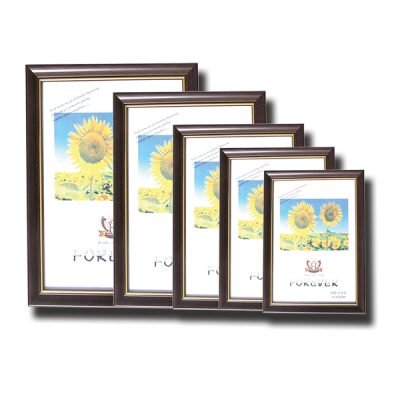 Επιτραπέζια πλαστική κορνίζα καφέ 13Χ18 [10401566]