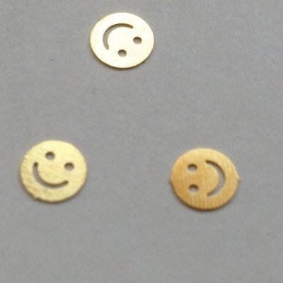 50 μεταλλικά διακοσμητικά νυχιών χρυσά Happy Face [40502059-21]