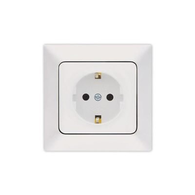 ΠΡΙΖΑ ΣΟΥΚΟ 16A ΛΕΥΚΗ ΜΕ ΠΑΙΔΙΚΗ ΠΡΟΣΤΑΣΙΑ (152-16001)