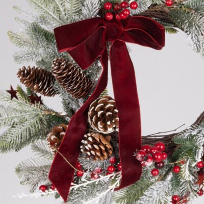 ΣΤΕΦΑΝΙ ΧΙΟΝΙΣΜΕΝΟ ΜΕ ΜΠΟΡΝΤΟ ΒΕΛΟΥΔΙΝΟ ΦΙΟΓΚΟ ΚΑΙ ΚΑΡΑΜΕΛΕΣ, 50cm (600-48998)