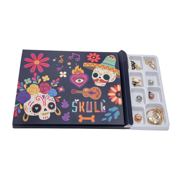 ΗΜΕΡΟΛΟΓΙΟ ΑΝΤΙΣΤΡΟΦΗΣ ΜΕΤΡΗΣΗΣ ΜΕ 2 ΧΡΥΣΑ ΒΡΑΧΙΟΛΑΚΙΑ ΚΑΙ 22 HALLOWEEN ΚΡΕΜΑΣΤΑ ΣΤΟΙΧΕΙΑ, 17x1.6x20cm (600-49170) - Image 3