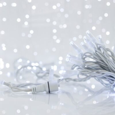 ΣΕΙΡΑ, 100 LED 5mm ΜΕ ΚΑΛΥΜΜΑ, 230V, 2 ΕΠΕΚΤΑΣΕΙΣ ΕΩΣ 9 ΣΕΤ, ΛΕΥΚΟ ΚΑΟΥΤΣΟΥΚ ΚΑΛΩΔΙΟ, ΛΕΥΚΟ LED ΑΝΑ 10cm, ΙΡ65 (ΧΩΡΙΣ ΠΡΟΕΚΤΑΣΗ ΠΑΡΟΧΗΣ) (600-09281)